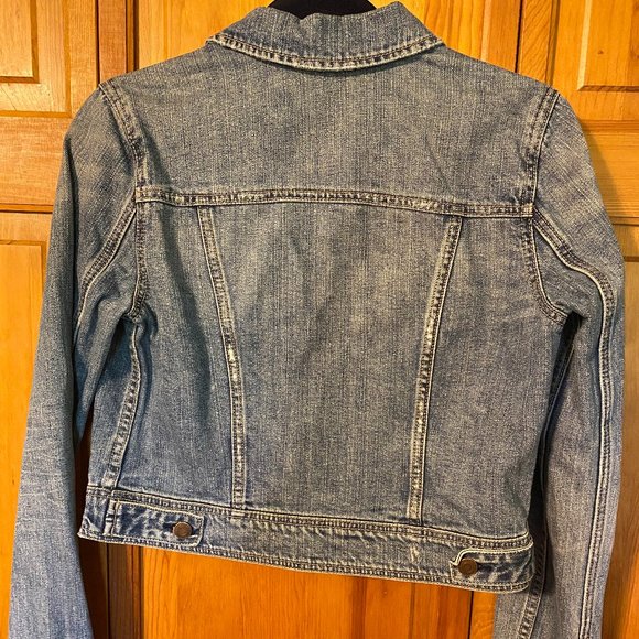 AE Cropped Denim Jacket - Picture 2 of 3